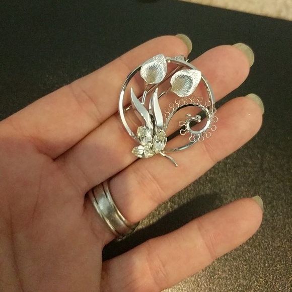 Vintage rhinestone sterling brooch & earrings - Picture 3 of 4